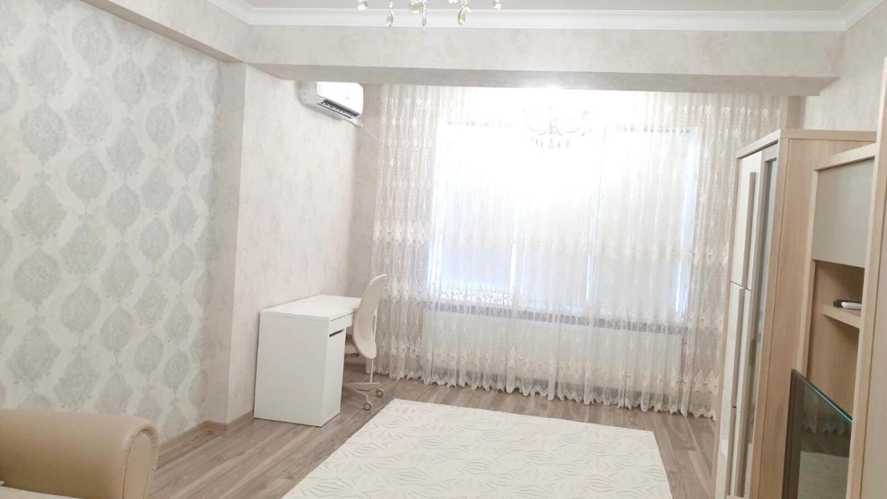 Center Apartment On Albisoara Street Chişinău Extérieur photo