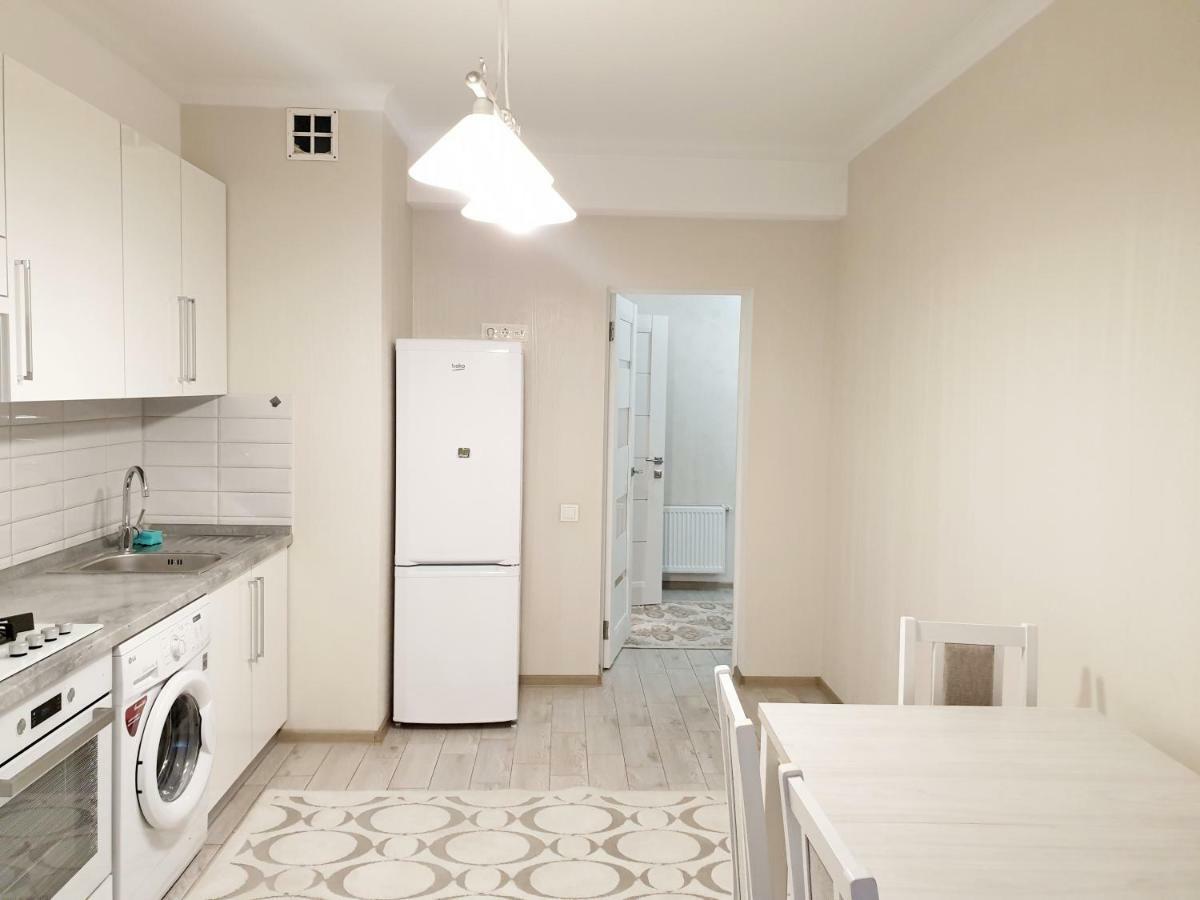Center Apartment On Albisoara Street Chişinău Extérieur photo