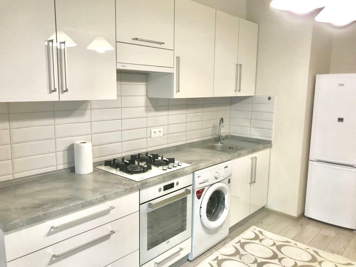Center Apartment On Albisoara Street Chişinău Extérieur photo